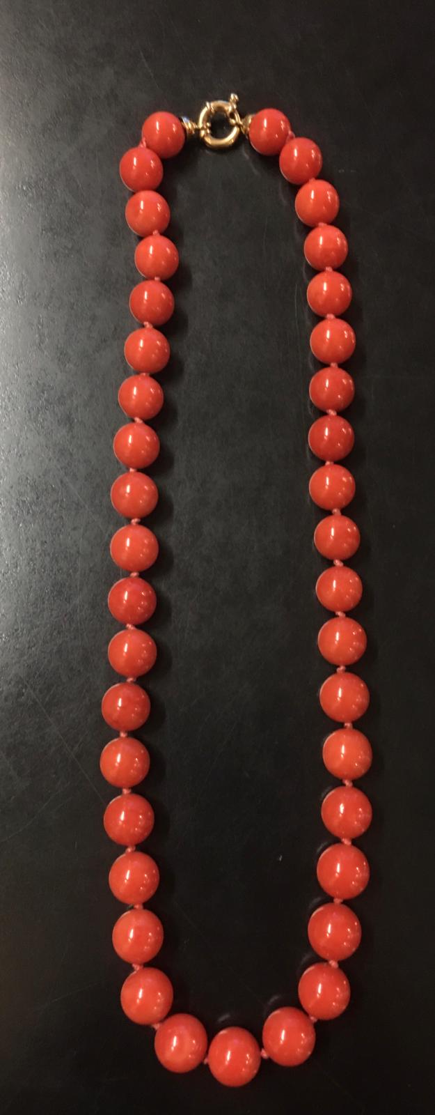 Precious Coral Necklace ⪼ Natural Red Color Coral Necklace with Gold Clasp