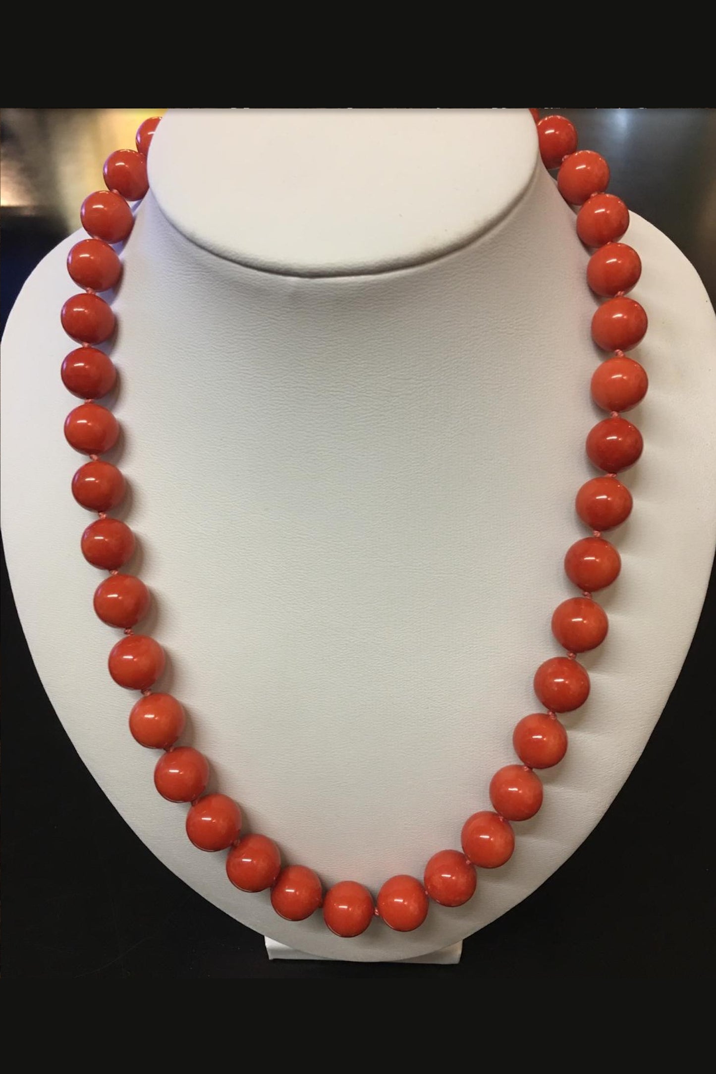 Precious Coral Necklace ⪼ Natural Red Color Coral Necklace with Gold Clasp