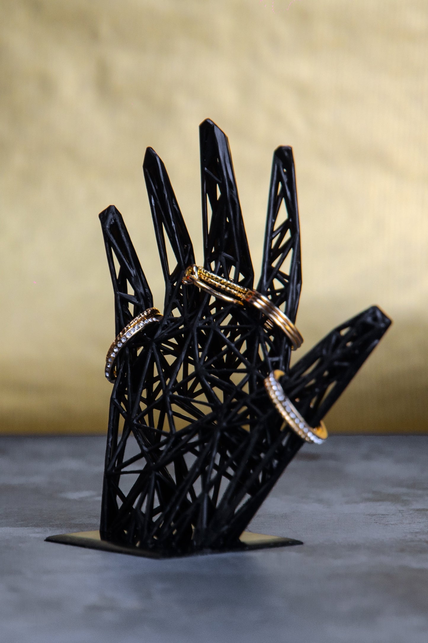 Resin Ring Holder – Black Jewelry Display for Modern Bathroom Decor