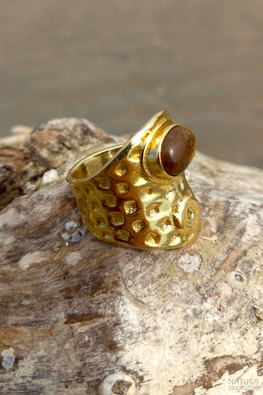 Leela Ring ⪼ Hand Hammered Brass Ring